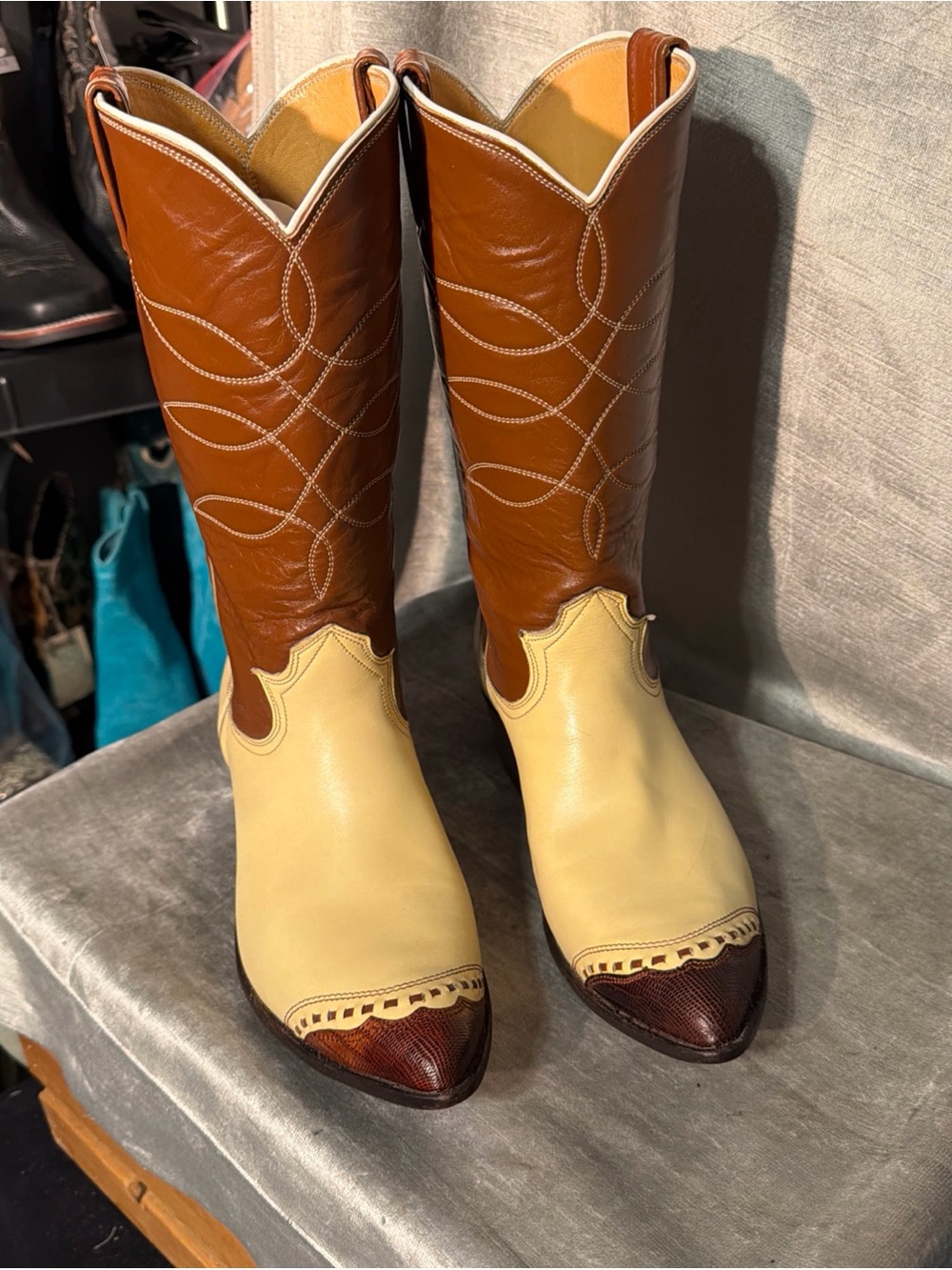 Vtg 80s Nocona Women’s Beige/Brown Leather Lizard Toe Cowboy Western Boots 10.5C